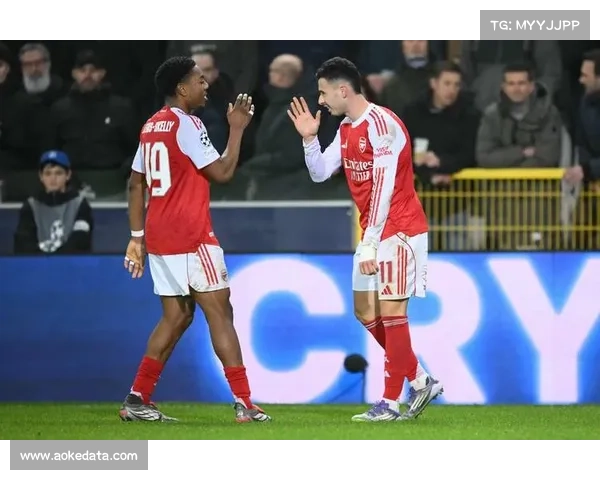 马杜埃凯梅开二度，阿森纳边锋欧冠赛场崭露头角